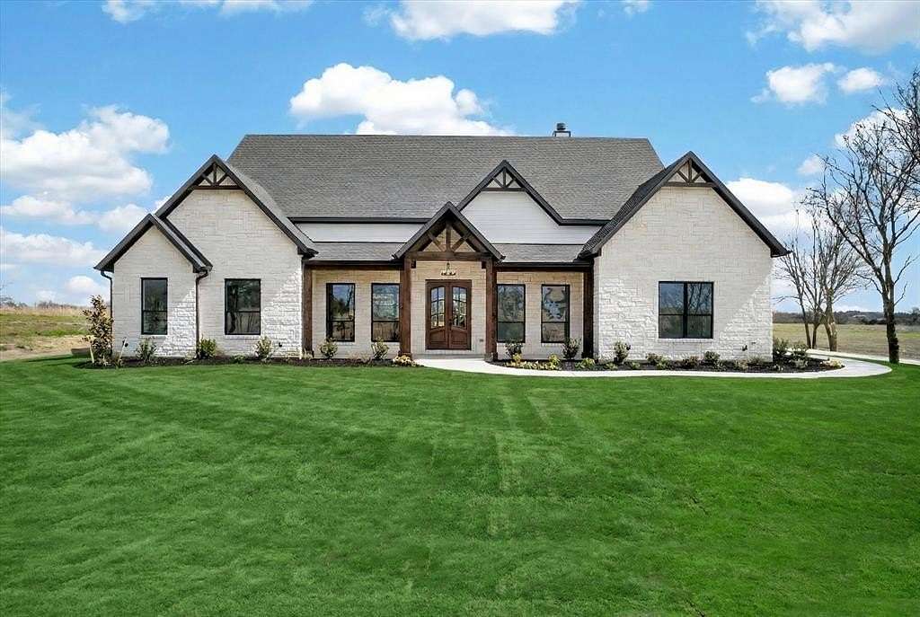 1.6 Acres of Land with Home for Sale in Celeste, Texas