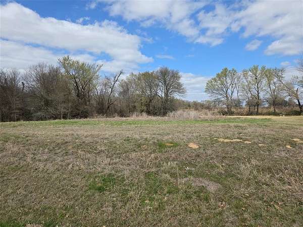 2 Acres of Land for Sale in Mabank, Texas