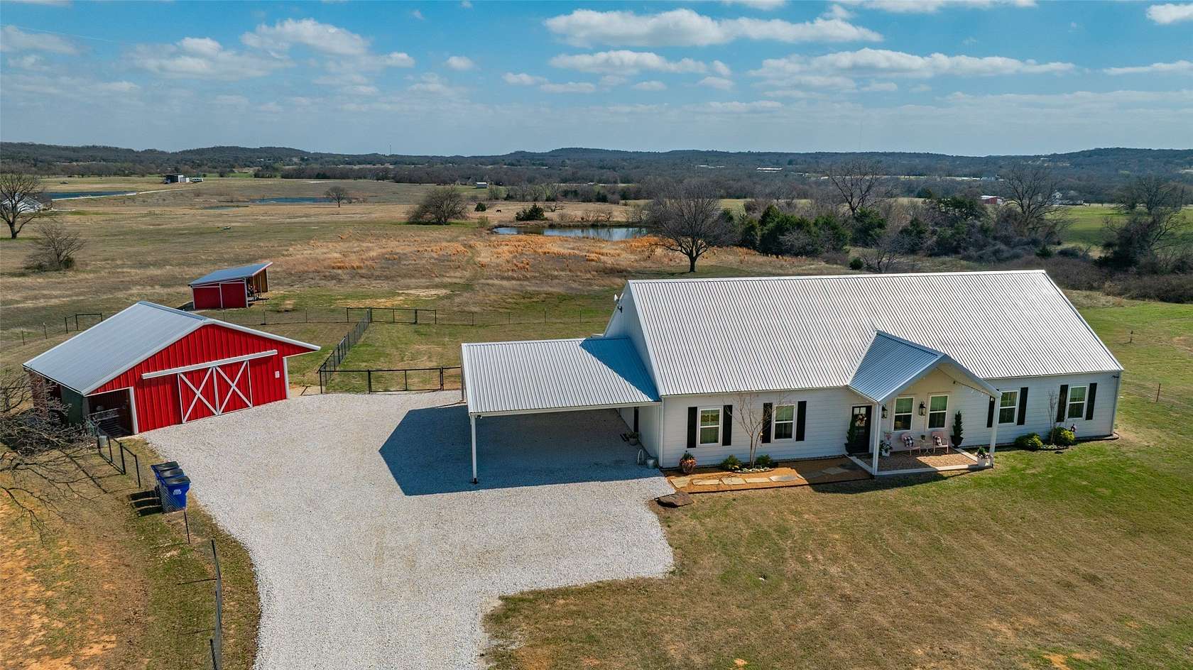 11 Acres of Land with Home for Sale in Gainesville, Texas