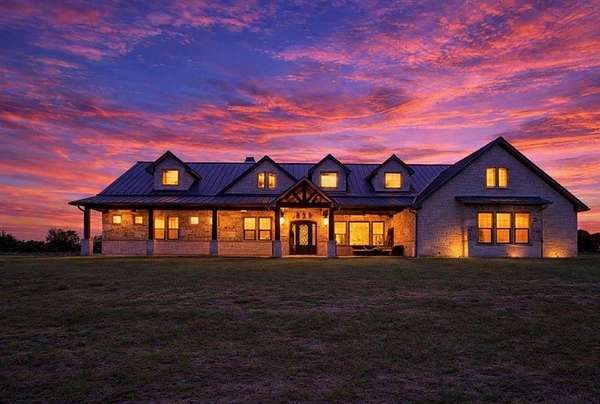 42.6 Acres of Land with Home for Sale in Blue Ridge, Texas