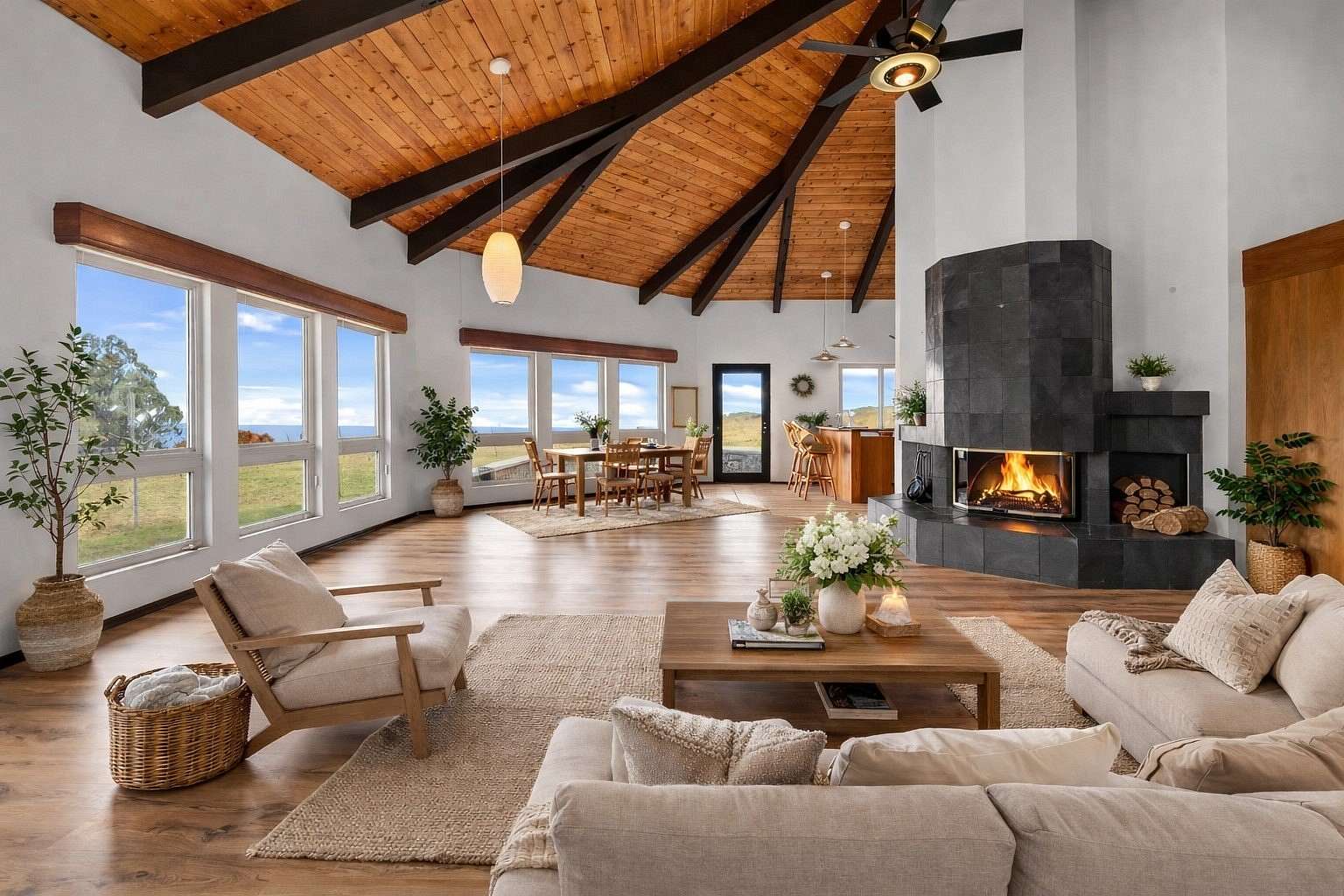 10 Acres of Land with Home for Sale in Waimea, Hawaii