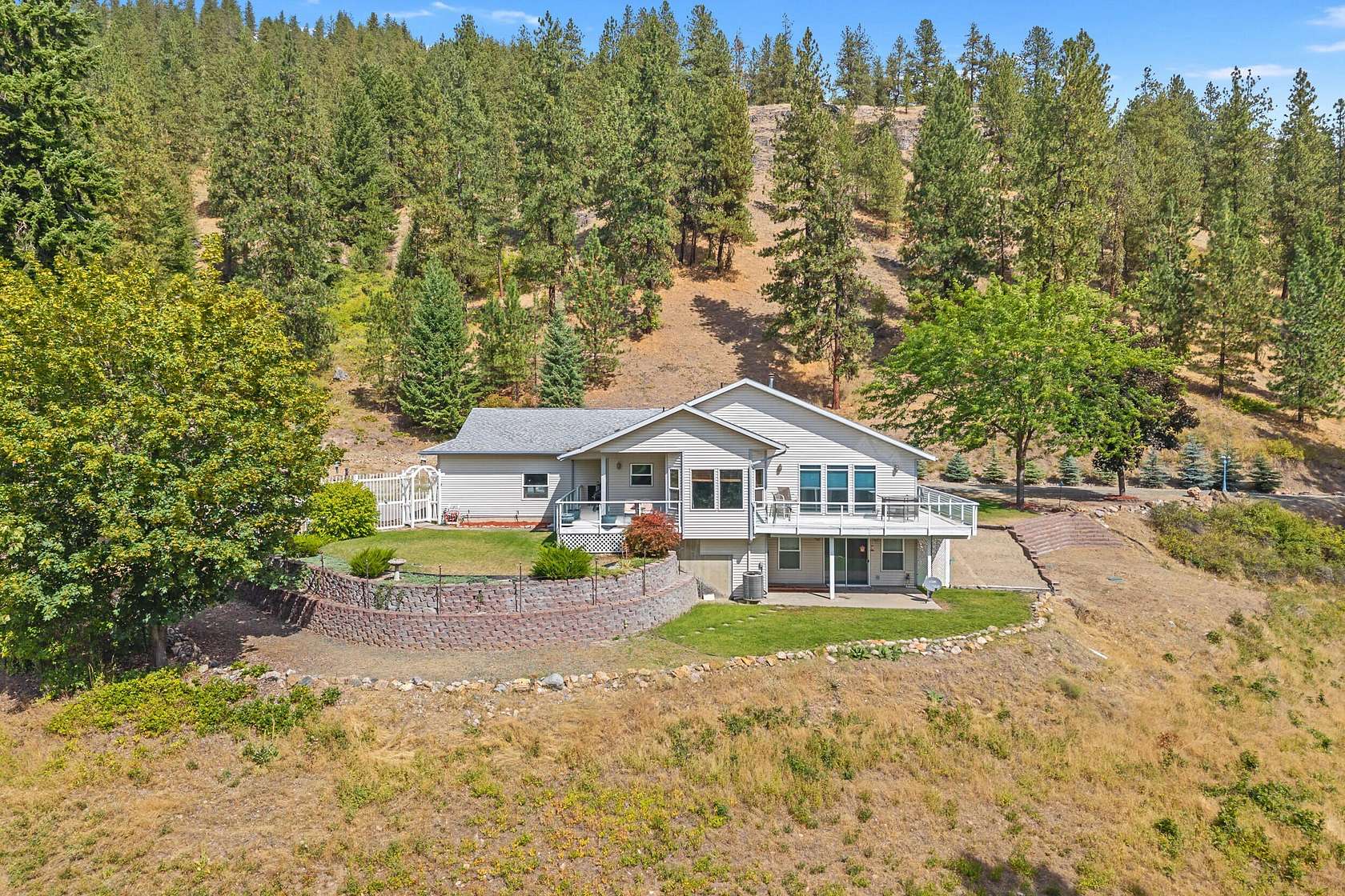 40 Acres of Agricultural Land with Home for Sale in Addy, Washington