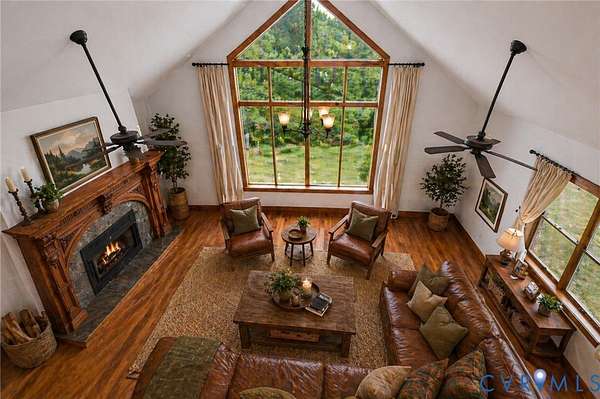 20 Acres of Land with Home for Sale in Buckingham, Virginia