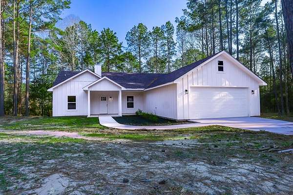 4 Acres of Land with Home for Sale in Huntington, Texas