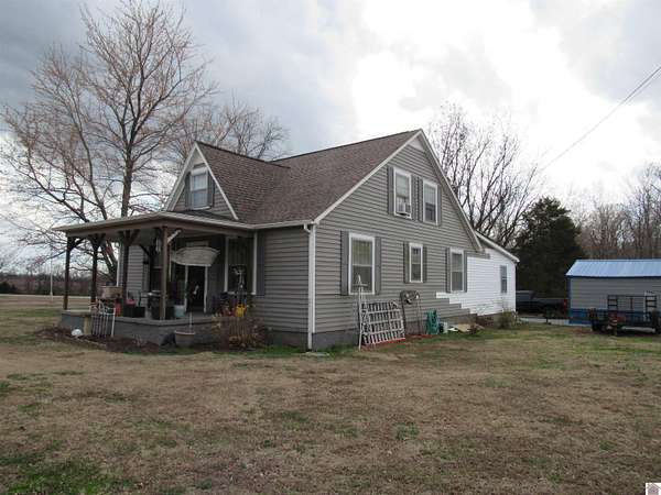 6.2 Acres of Land with Home for Sale in Fulton, Kentucky