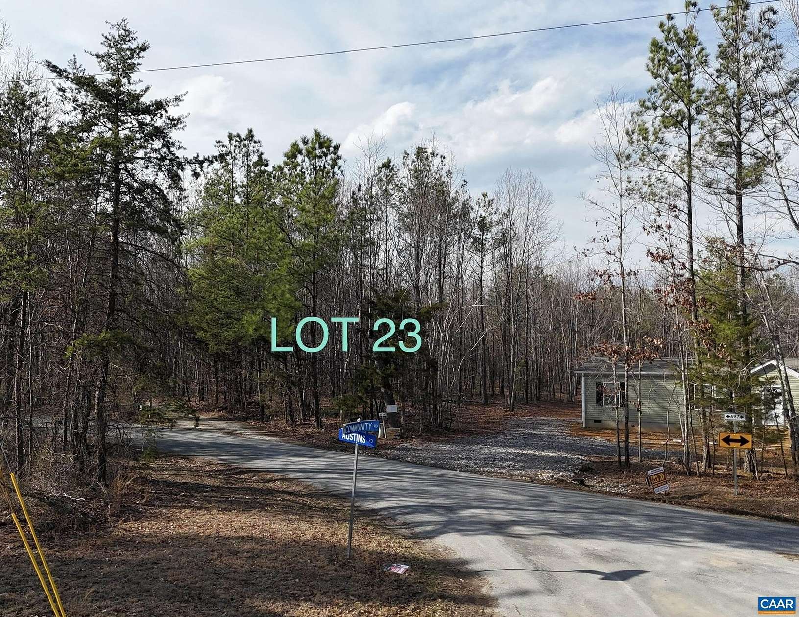 2.57 Acres of Residential Land for Sale in Gladstone, Virginia