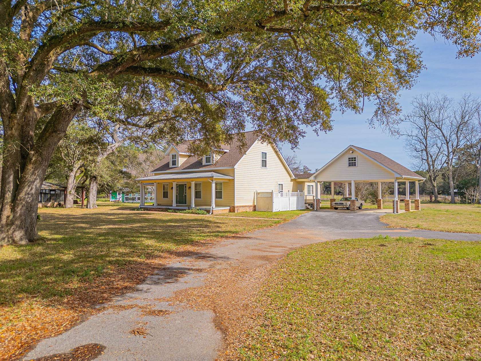 9 Acres of Land with Home for Sale in Pensacola, Florida