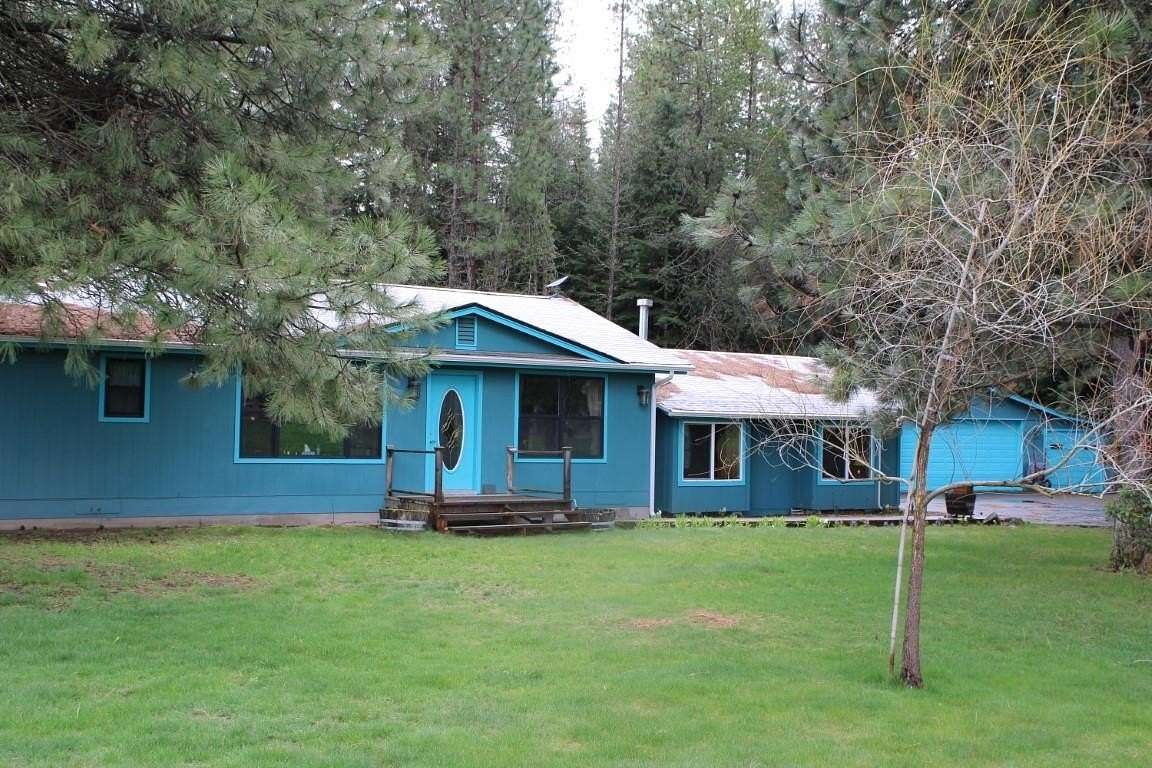 2.27 Acres of Land with Home for Sale in Clayton, Washington