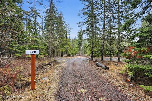 10 Acres of Recreational Land with Home for Sale in Fernwood, Idaho