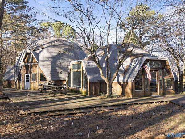 1.5 Acres of Land with Home for Sale in Huntsville, Alabama