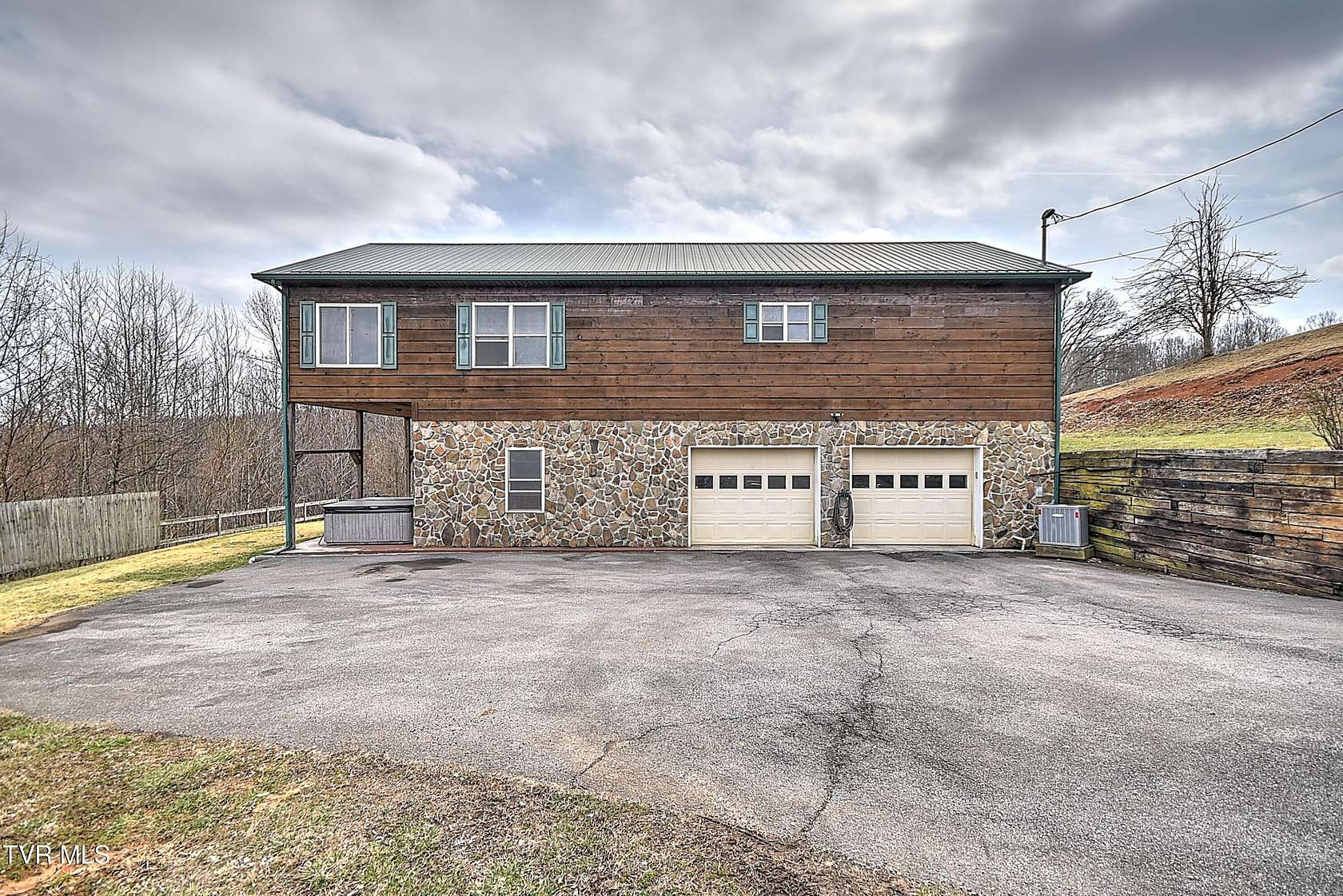 2.2 Acres of Land with Home for Sale in Abingdon, Virginia