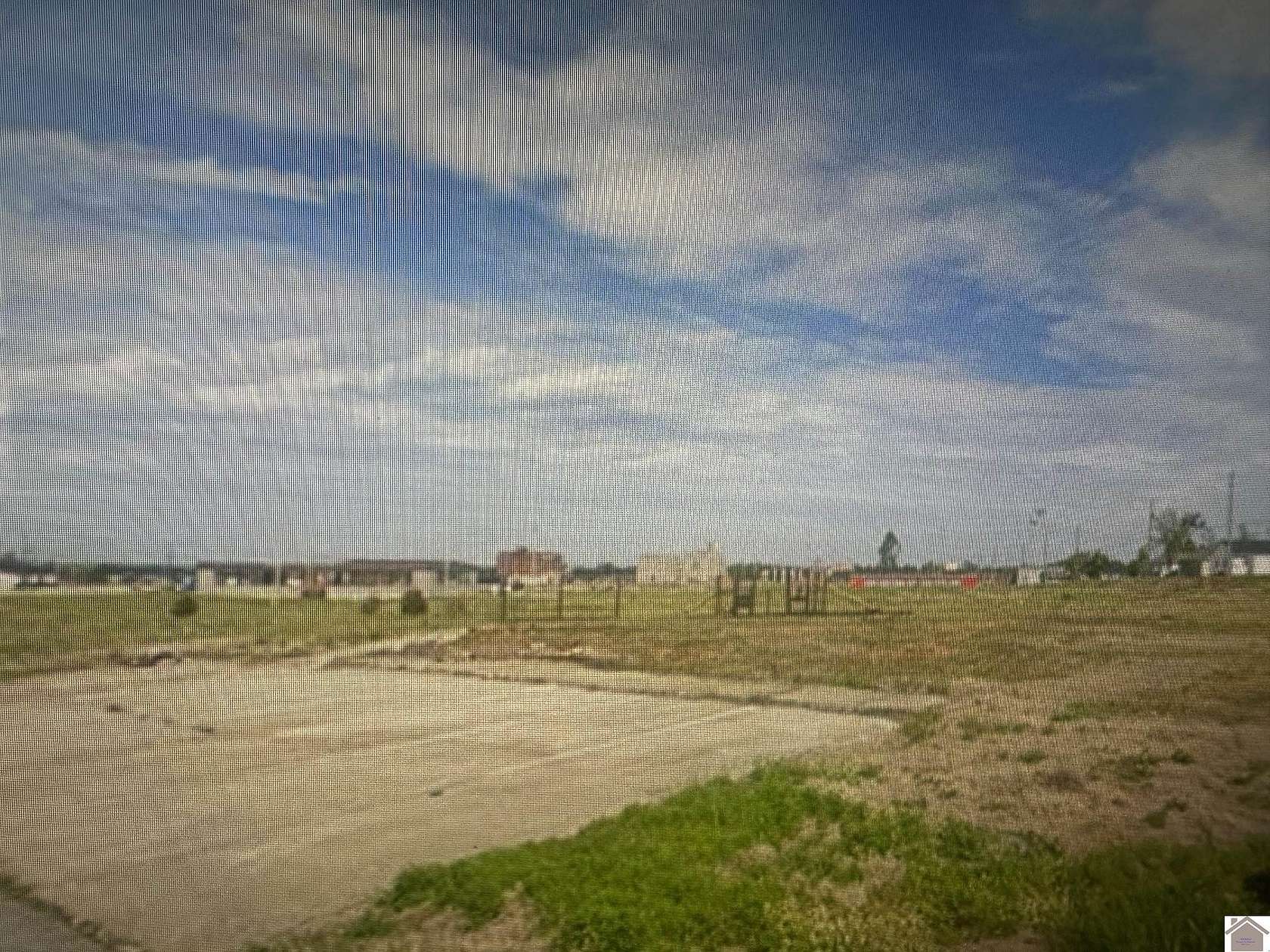 6 Acres of Commercial Land for Sale in Mayfield, Kentucky
