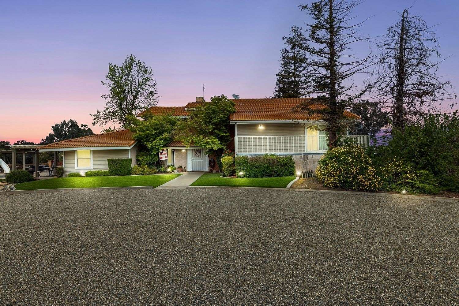 9.8 Acres of Land with Home for Sale in Madera, California