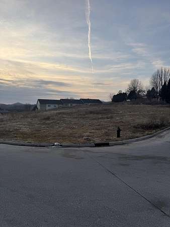 0.28 Acres of Residential Land for Sale in Onalaska, Wisconsin