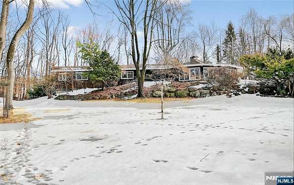 1.6 Acres of Land with Home for Sale in Mahwah, New Jersey