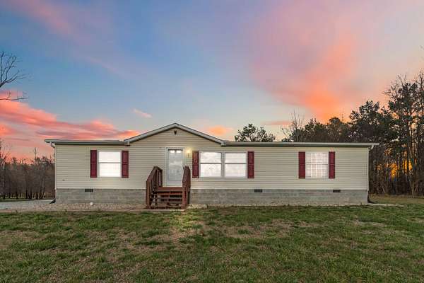 14 Acres of Land with Home for Sale in London, Kentucky