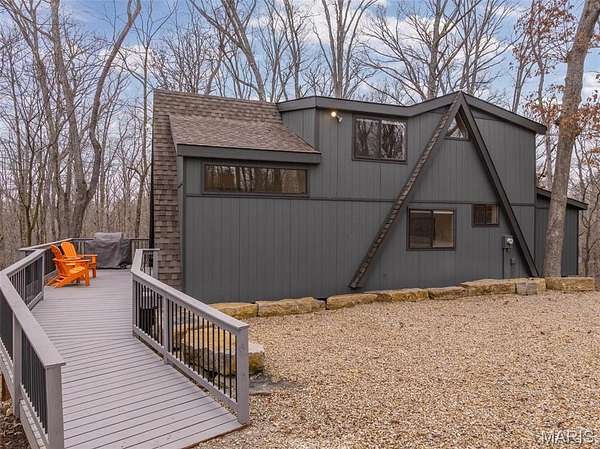 4.1 Acres of Land with Home for Sale in Innsbrook, Missouri