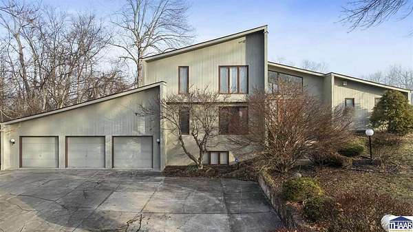 2 Acres of Land with Home for Sale in Terre Haute, Indiana