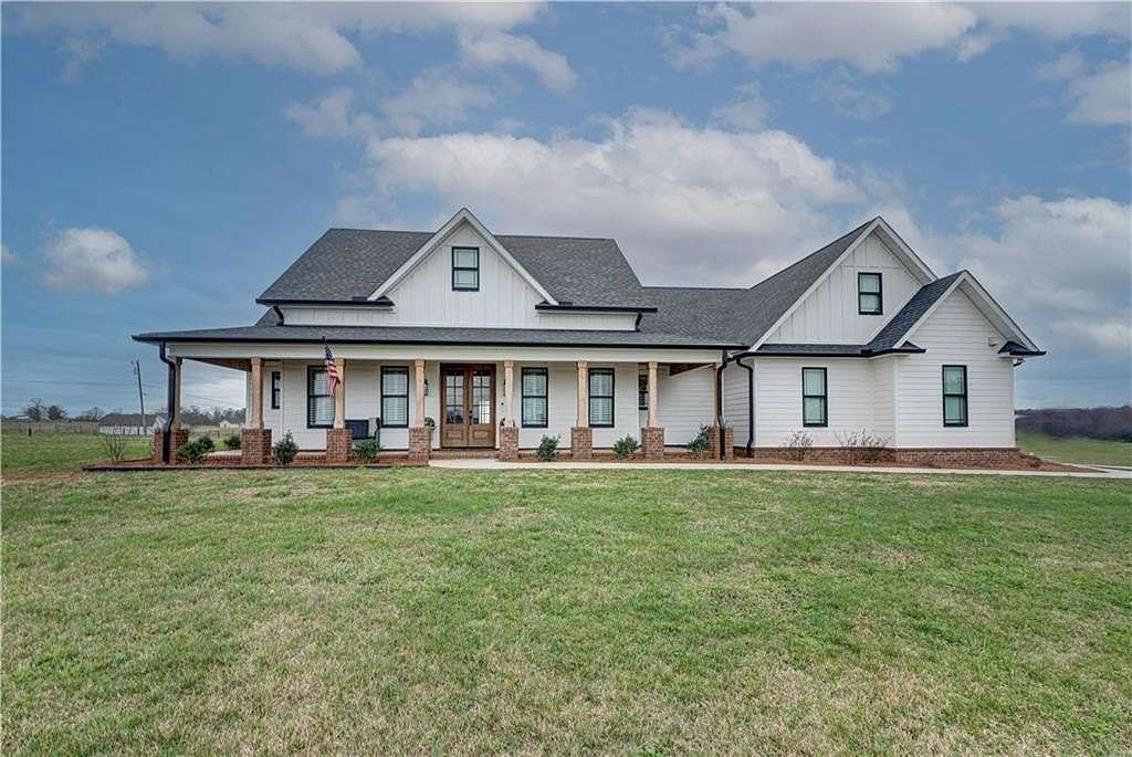 6.9 Acres of Land with Home for Sale in Calhoun, Georgia