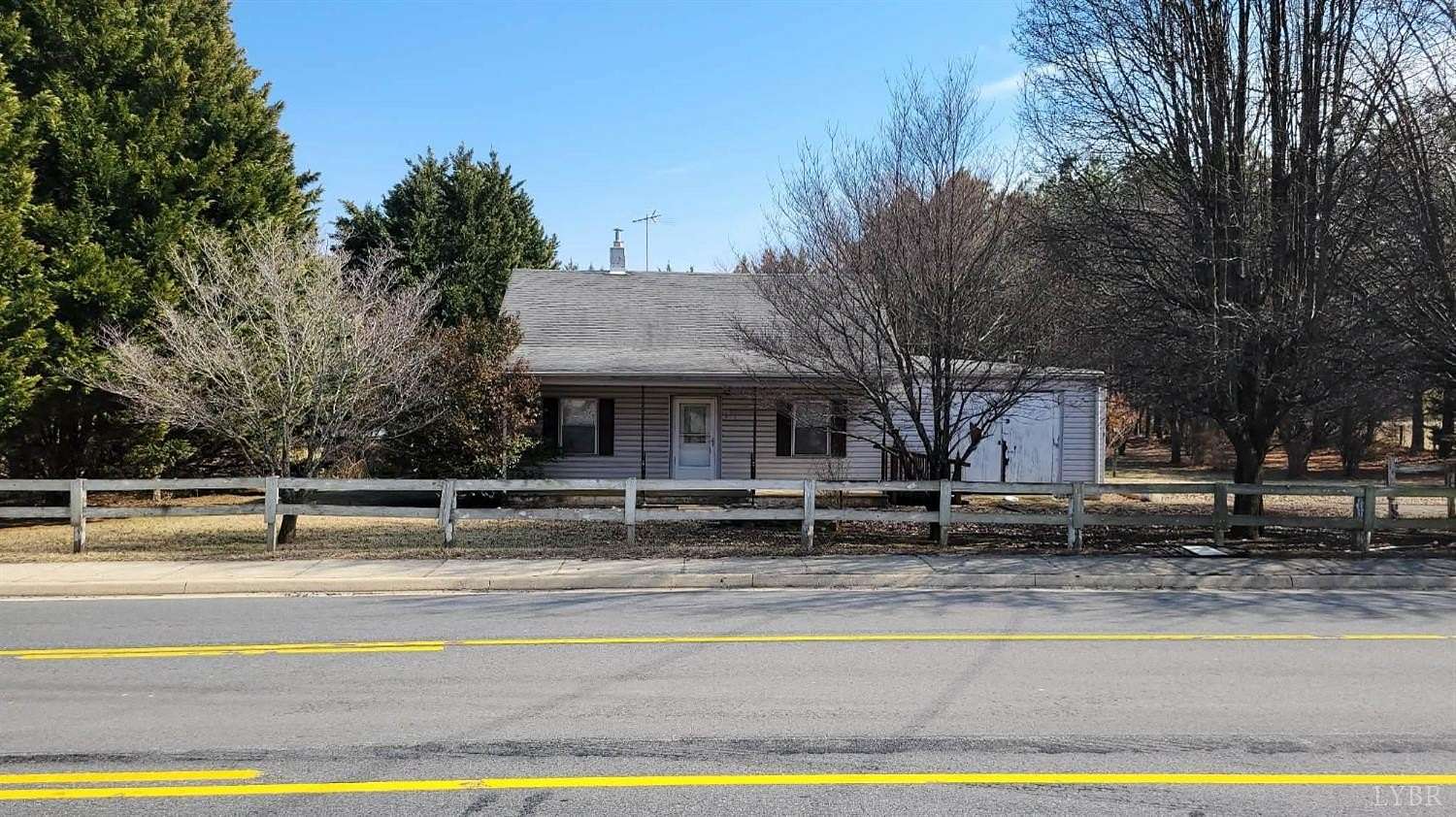 1.5 Acres of Improved Commercial Land for Sale in Rustburg, Virginia