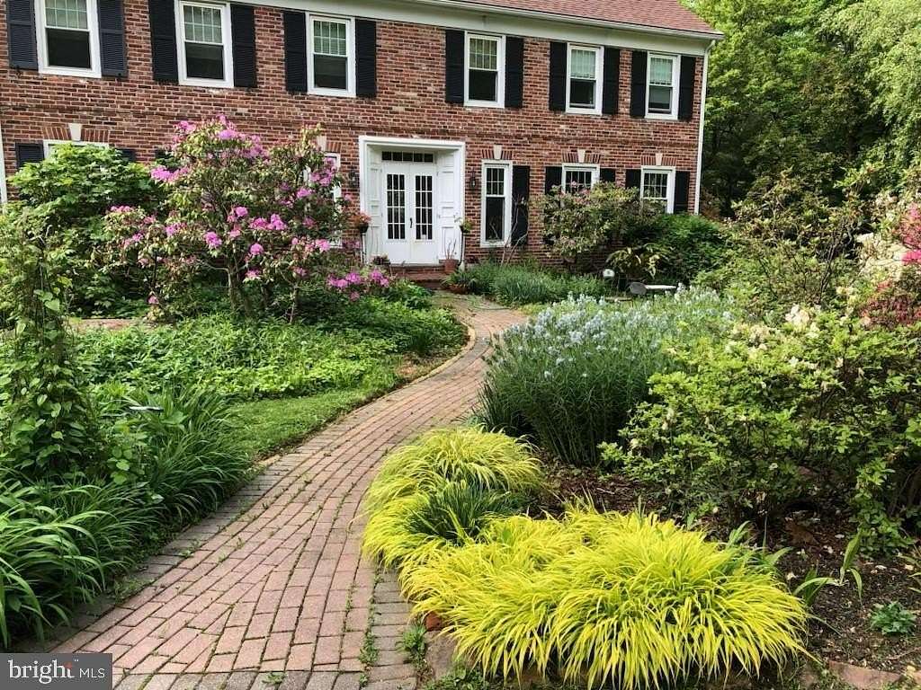 2 Acres of Land with Home for Sale in Malvern, Pennsylvania