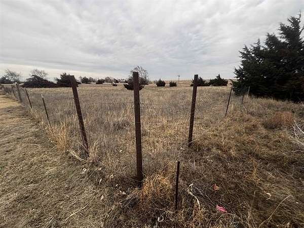 1.4 Acres of Residential Land for Sale in Dodge City, Kansas