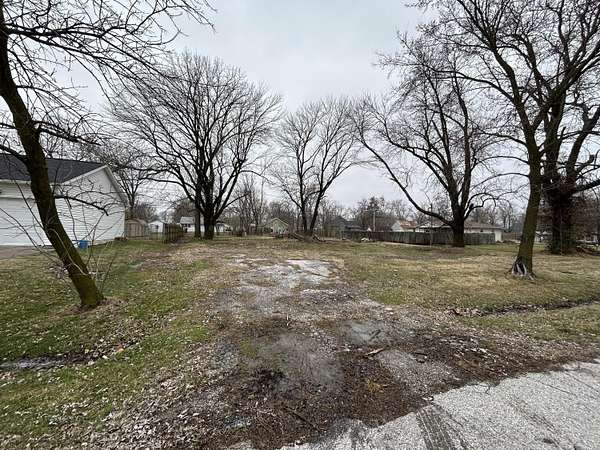 0.32 Acres of Residential Land for Sale in Centralia, Missouri