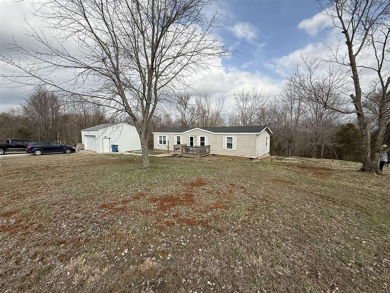5.42 Acres of Land with Home for Sale in Bowling Green, Kentucky