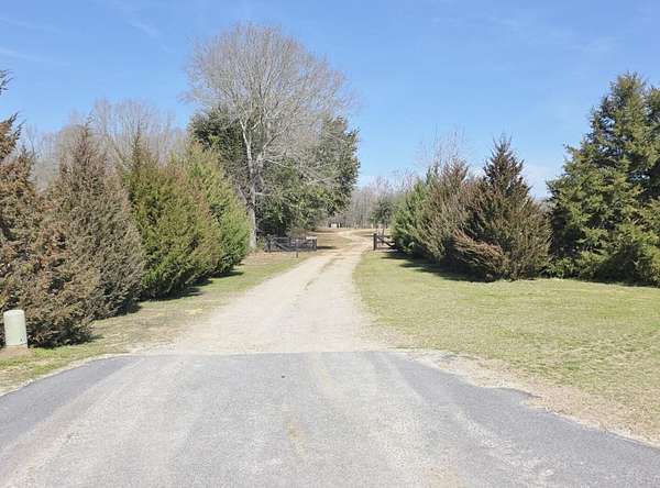 16 Acres of Recreational Land with Home for Sale in Sumter, South Carolina