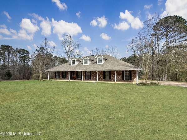 6 Acres of Land with Home for Sale in Pelahatchie, Mississippi