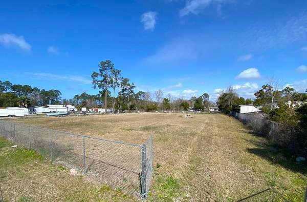 0.87 Acres of Mixed-Use Land for Sale in Port St. Joe, Florida