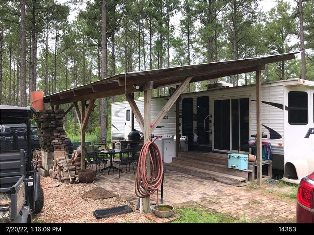 23.6 Acres of Recreational Land for Sale in Cairo, Georgia