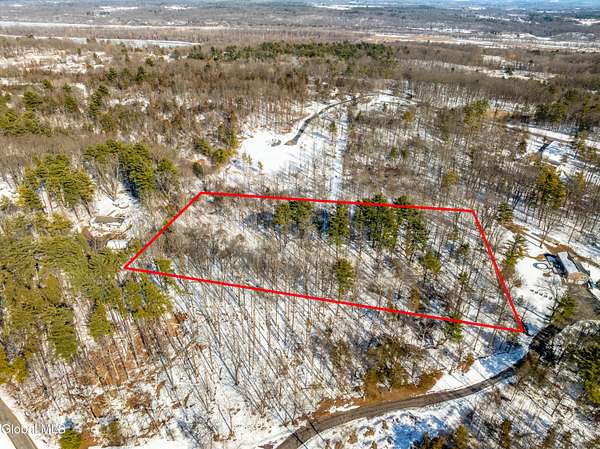 4 Acres of Residential Land for Sale in New Baltimore, New York