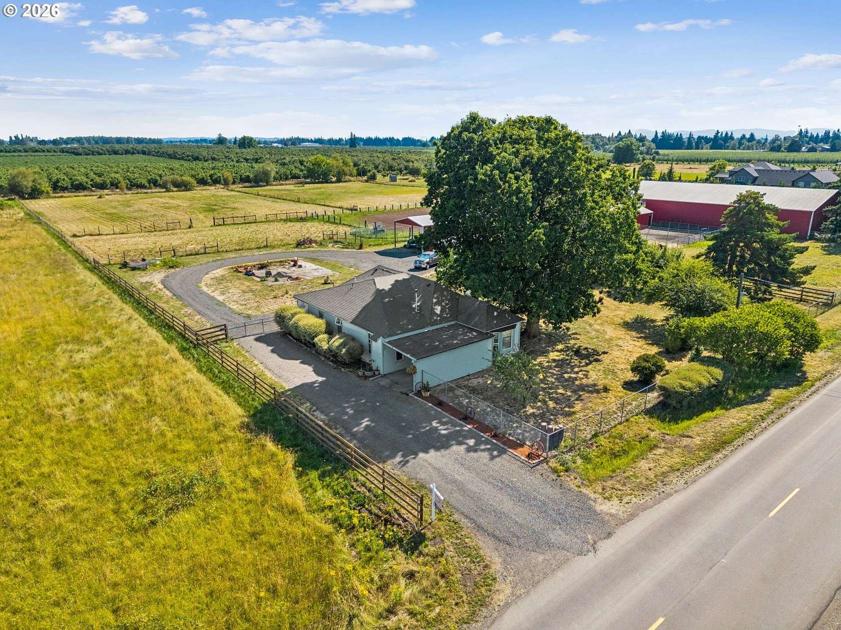 6.6 Acres of Land with Home for Sale in Aurora, Oregon