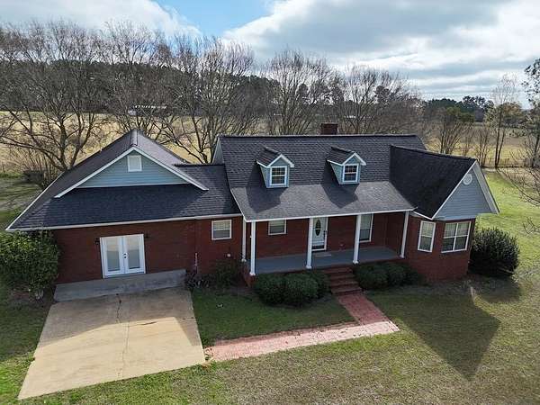 6 Acres of Land with Home for Sale in Pavo, Georgia