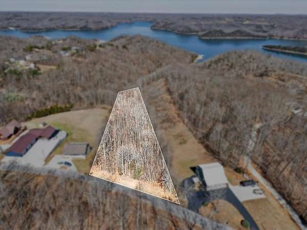 1.77 Acres of Land for Sale in Byrdstown, Tennessee