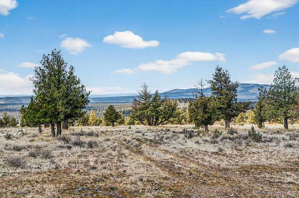 5.89 Acres of Residential Land for Sale in Prineville, Oregon