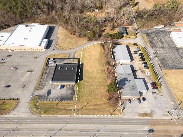 1.13 Acres of Commercial Land for Sale in Chattanooga, Tennessee
