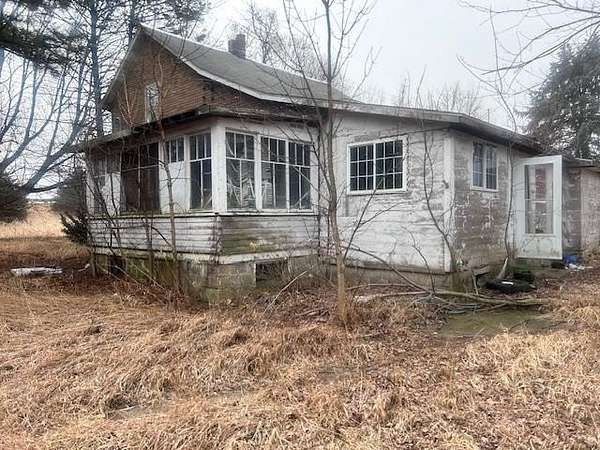 5 Acres of Land with Home for Sale in Rochelle, Illinois