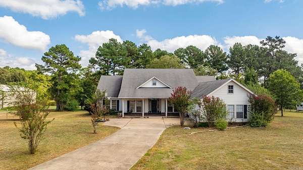 1.56 Acres of Land with Home for Sale in Benton, Arkansas