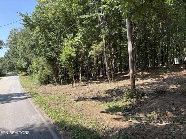 4 Acres of Residential Land for Sale in Lenoir City, Tennessee