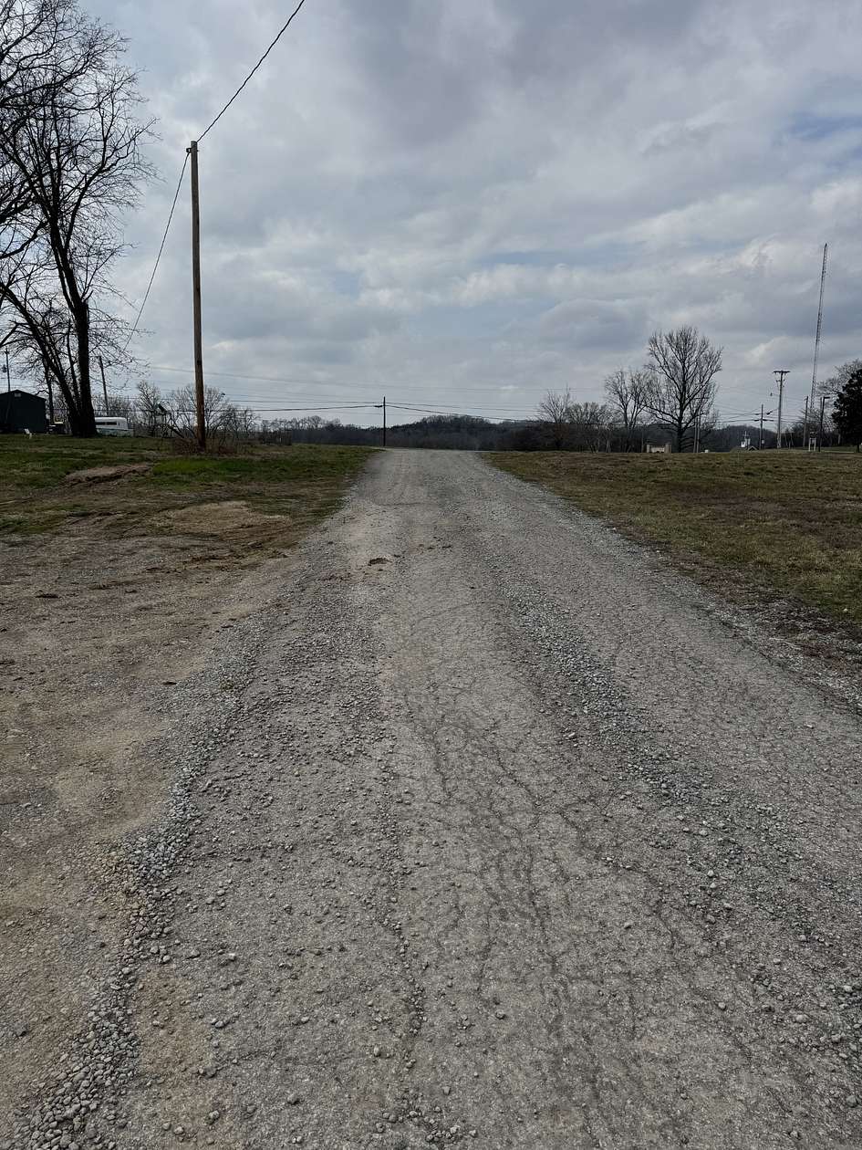 1.23 Acres of Commercial Land for Sale in Gallatin, Tennessee