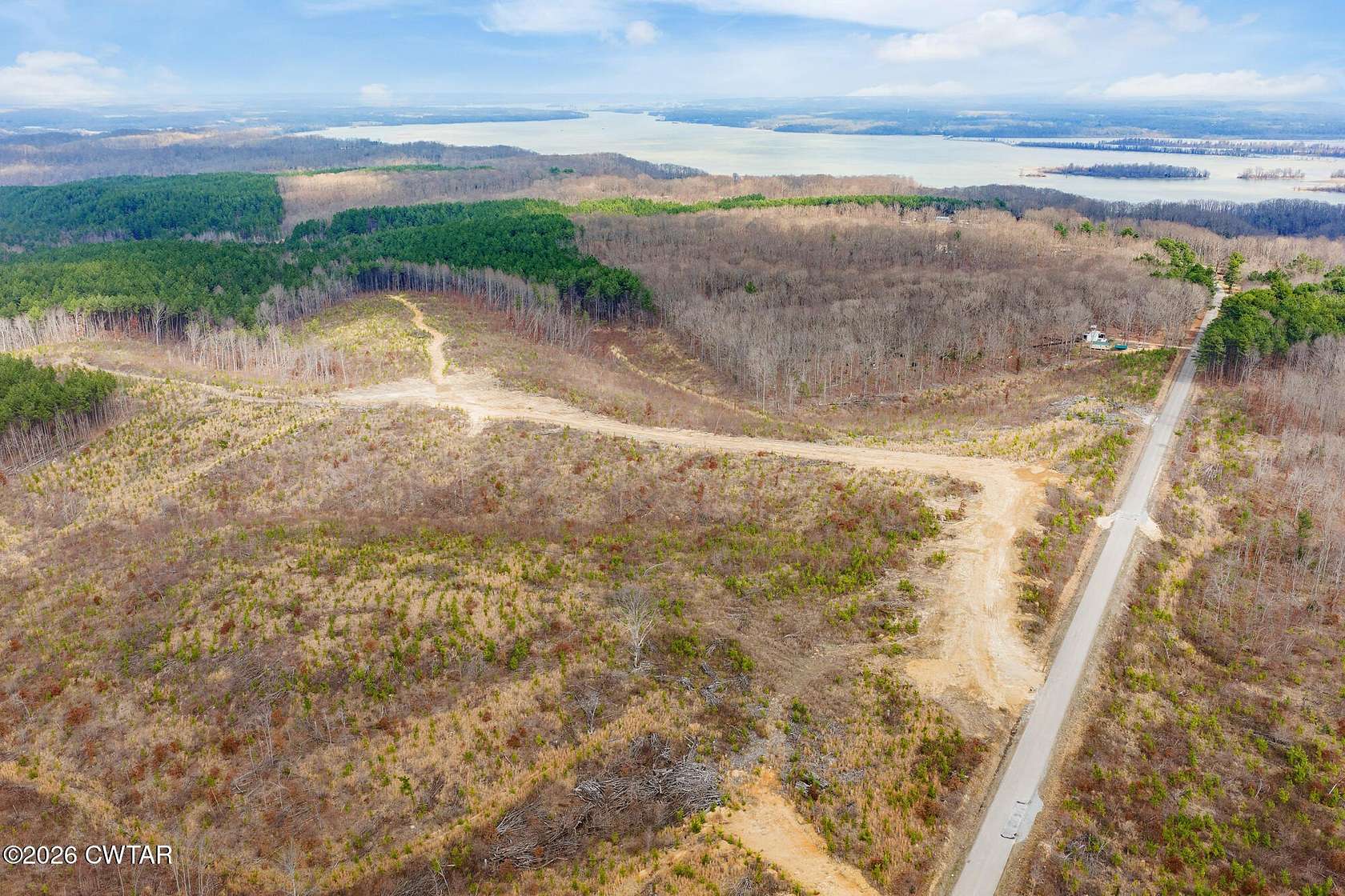 61 Acres of Land for Sale in Holladay, Tennessee