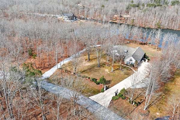 3.1 Acres of Land with Home for Sale in Monterey, Tennessee