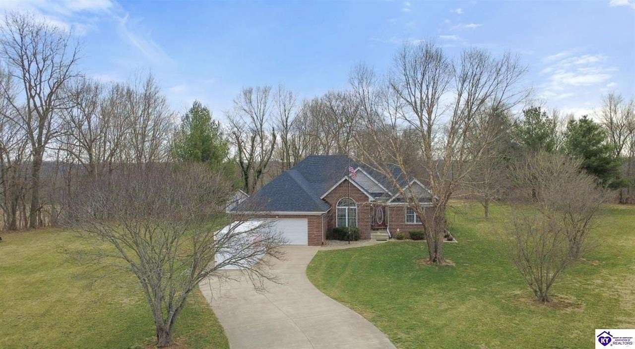 2.15 Acres of Land with Home for Sale in Bardstown, Kentucky