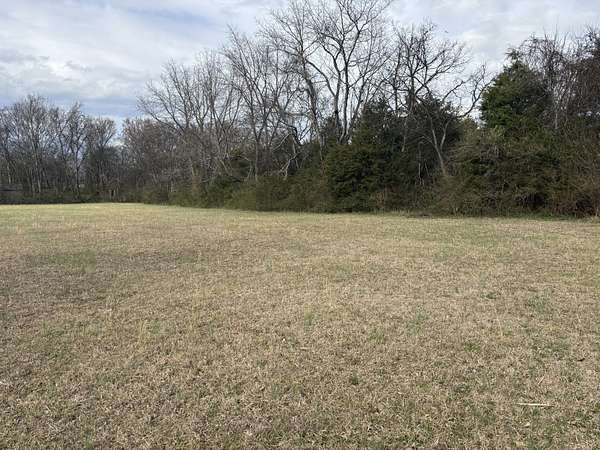 2 Acres of Residential Land for Sale in Lebanon, Tennessee