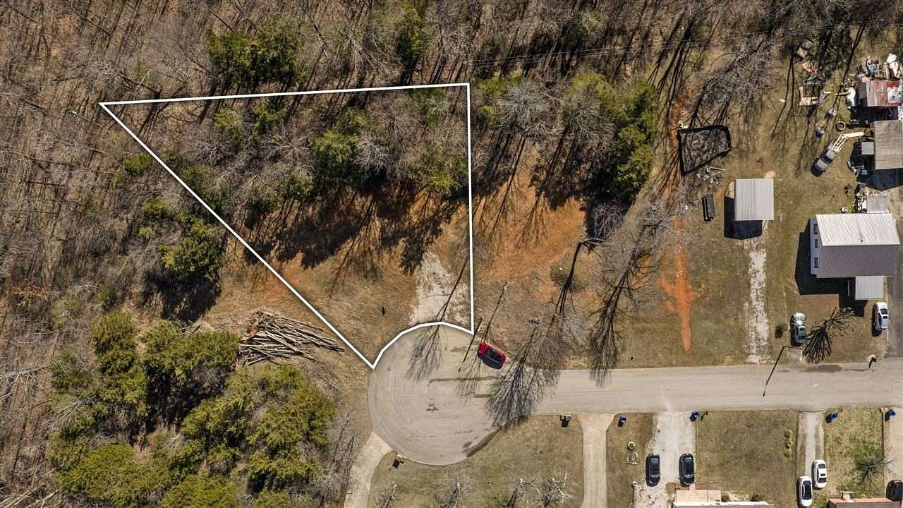 0.6 Acres of Residential Land for Sale in Glasgow, Kentucky