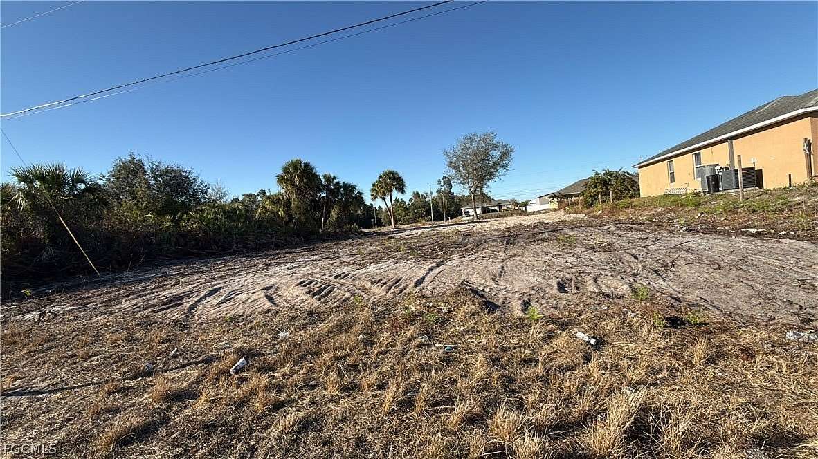 0.25 Acres of Land for Sale in Lehigh Acres, Florida