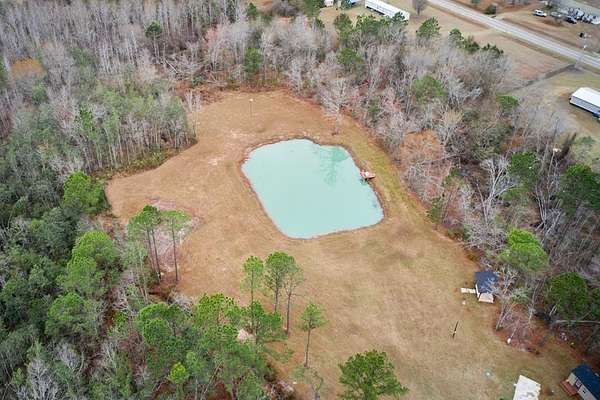5 Acres of Residential Land for Sale in Ray City, Georgia