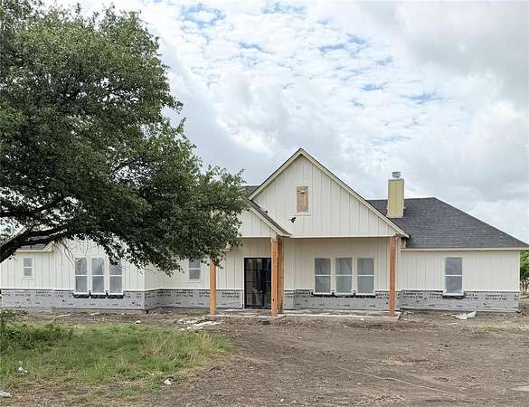 1.82 Acres of Land with Home for Sale in Weatherford, Texas